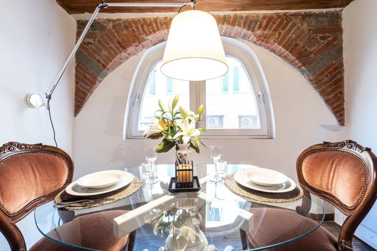 Palazzovilla Historic Building Luxury Suite Флоренция Экстерьер фото